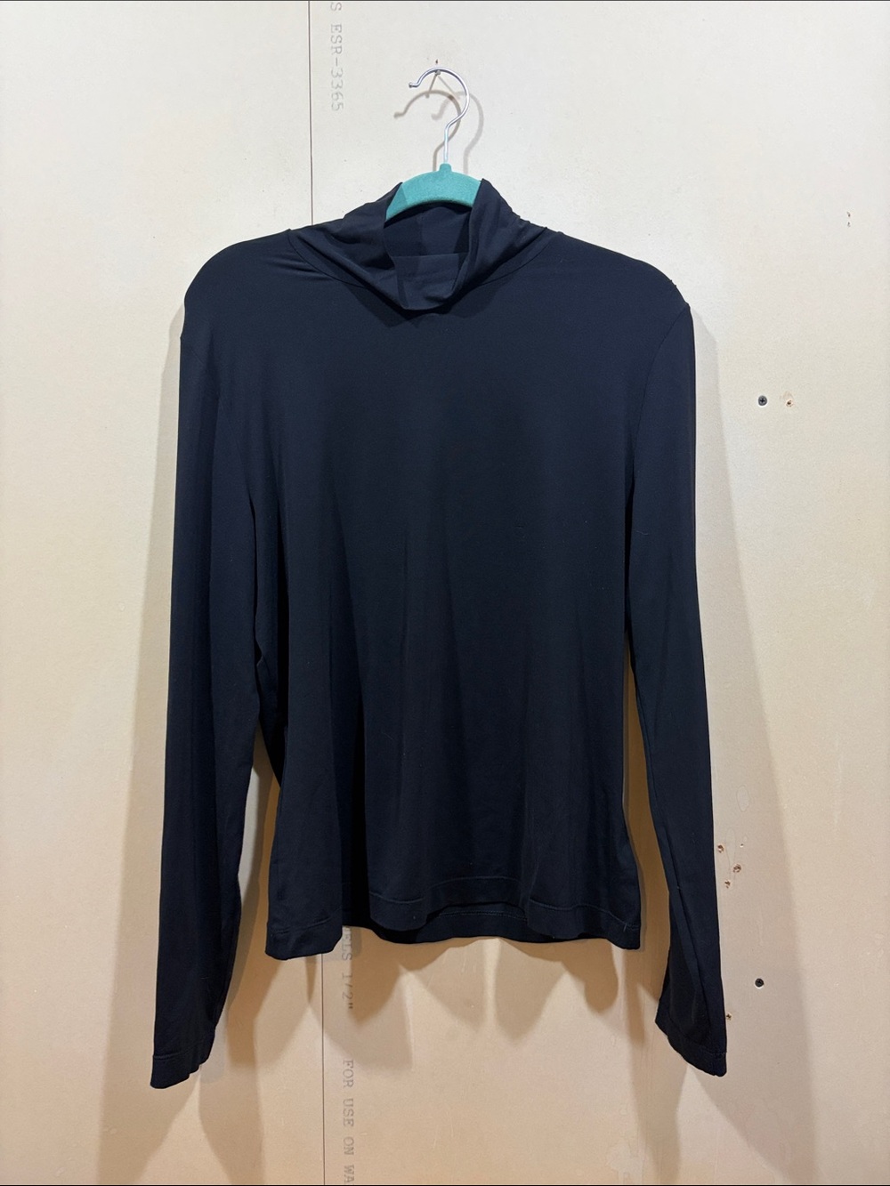 St. John Caviar Black Turtleneck Size L